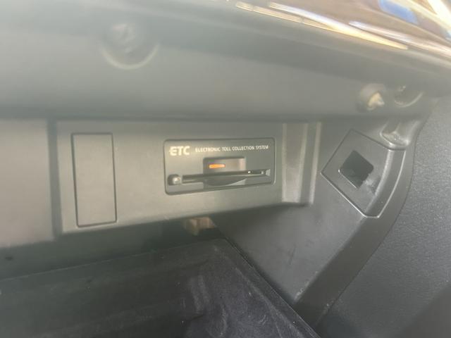 フーガハイブリッド ベースグレード スマートキー BOSEサウンド 本革シート AFS ナビ TV Bluetooth ローダウン WORKシュバート20インチアルミ Bカメラ ETC(35枚目)