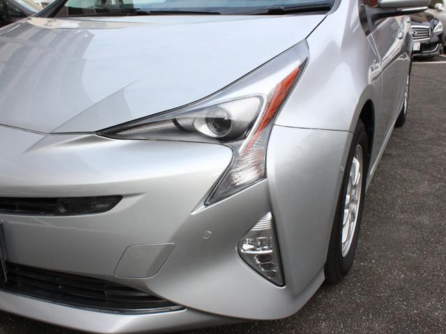 プリウス Ａプレミアム　スマートキー　フルセグナビ　Ｂｌｕｅｔｏｏｔｈ　オートヘッドライト　レーンキープアシスト　ＢＳＭ　オートクルーズ　ステリモ　コーナーセンサー　Ｂカメラ　ＥＴＣ　ドラレコ　記録簿　禁煙（19枚目）