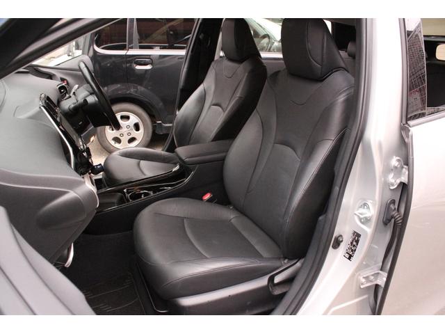 プリウス Ａプレミアム　スマートキー　フルセグナビ　Ｂｌｕｅｔｏｏｔｈ　オートヘッドライト　レーンキープアシスト　ＢＳＭ　オートクルーズ　ステリモ　コーナーセンサー　Ｂカメラ　ＥＴＣ　ドラレコ　記録簿　禁煙（29枚目）