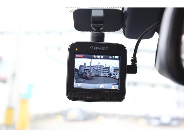 プリウス Ａプレミアム　スマートキー　フルセグナビ　Ｂｌｕｅｔｏｏｔｈ　オートヘッドライト　レーンキープアシスト　ＢＳＭ　オートクルーズ　ステリモ　コーナーセンサー　Ｂカメラ　ＥＴＣ　ドラレコ　記録簿　禁煙（44枚目）