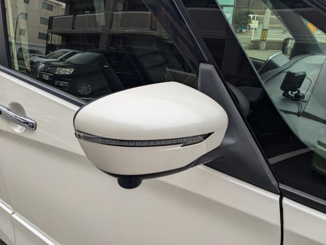 セレナ ハイウェイスター　ＶセレクションＩＩ　フルセグナビ　ＴＶ　Ｂｌｕｅｔｏｏｔｈ　Ｂカメラ　ワイドモニター　後席フラップモニター　両側Ｐスラ　Ｐアシスト　Ａビュー　Ｓハイブリッド　アイドルストップ　ＥＴＣ　前後ドラレコ　デジタルミラー　禁煙（15枚目）