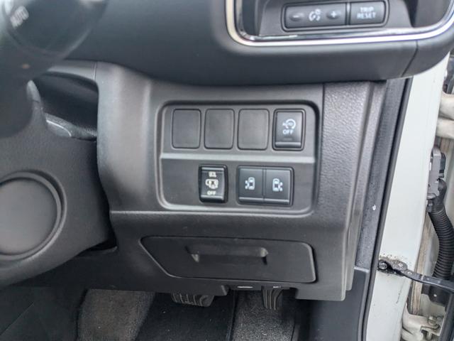 セレナ ハイウェイスター　ＶセレクションＩＩ　フルセグナビ　ＴＶ　Ｂｌｕｅｔｏｏｔｈ　Ｂカメラ　ワイドモニター　後席フラップモニター　両側Ｐスラ　Ｐアシスト　Ａビュー　Ｓハイブリッド　アイドルストップ　ＥＴＣ　前後ドラレコ　デジタルミラー　禁煙（24枚目）