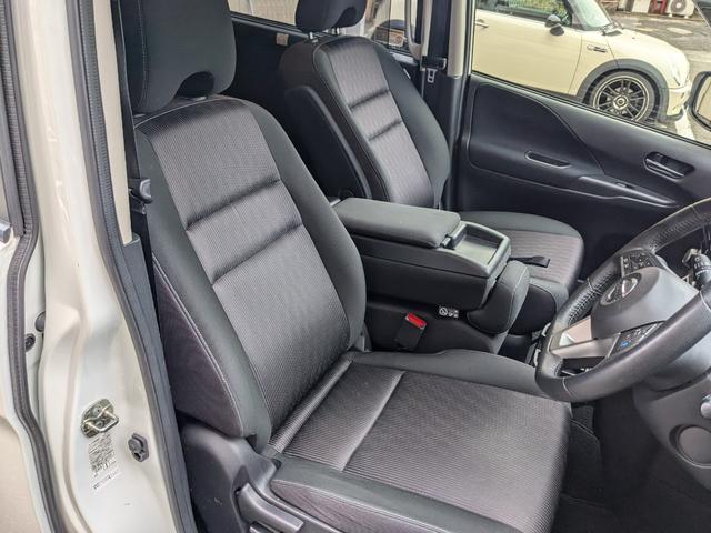 セレナ ハイウェイスター　ＶセレクションＩＩ　フルセグナビ　ＴＶ　Ｂｌｕｅｔｏｏｔｈ　Ｂカメラ　ワイドモニター　後席フラップモニター　両側Ｐスラ　Ｐアシスト　Ａビュー　Ｓハイブリッド　アイドルストップ　ＥＴＣ　前後ドラレコ　デジタルミラー　禁煙（26枚目）