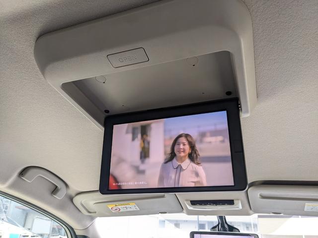 セレナ ハイウェイスター　ＶセレクションＩＩ　フルセグナビ　ＴＶ　Ｂｌｕｅｔｏｏｔｈ　Ｂカメラ　ワイドモニター　後席フラップモニター　両側Ｐスラ　Ｐアシスト　Ａビュー　Ｓハイブリッド　アイドルストップ　ＥＴＣ　前後ドラレコ　デジタルミラー　禁煙（33枚目）