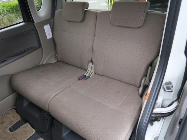 タント Ｘリミテッド　ナビ　バックモニター　ＴＶ　スマートキー　左側電動スライドドア　オートエアコン　プライバシーガラス　セキュリティ　記録簿　ＥＴＣ　運転席・助手席エアバック（19枚目）