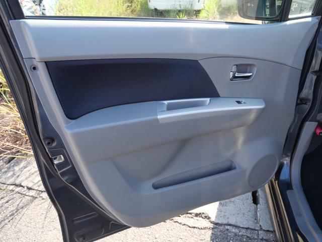 ワゴンＲ ＦＸリミテッド　スマートキー　プッシュスタート　ＣＤ　オートエアコン　純正１４インチアルミホイール　パワーウィンドウ　パワーステアリング（15枚目）