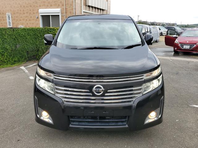 エルグランド ２５０ハイウェイスター　全周囲カメラ　ナビ　ＴＶ　両側スライド・片側電動　ＨＩＤ　スマートキー　電動格納ミラー　３列シート　フルフラット　オットマン　ＣＶＴ　アルミホイール　ＣＤ　ミュージックプレイヤー接続可（2枚目）