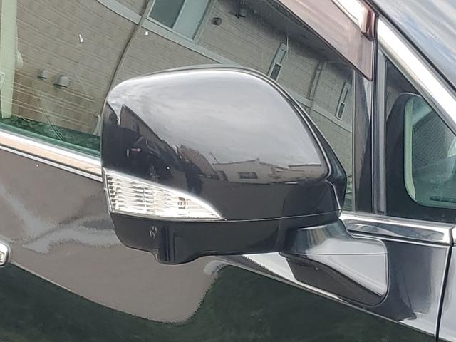 エルグランド ２５０ハイウェイスター　全周囲カメラ　ナビ　ＴＶ　両側スライド・片側電動　ＨＩＤ　スマートキー　電動格納ミラー　３列シート　フルフラット　オットマン　ＣＶＴ　アルミホイール　ＣＤ　ミュージックプレイヤー接続可（25枚目）