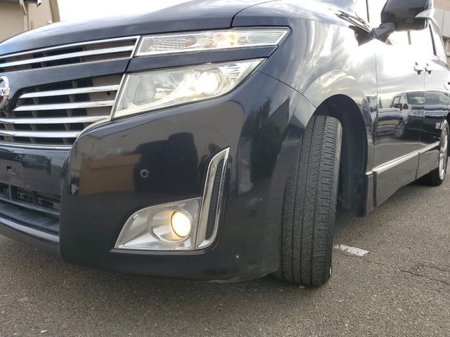 エルグランド ２５０ハイウェイスター　全周囲カメラ　ナビ　ＴＶ　両側スライド・片側電動　ＨＩＤ　スマートキー　電動格納ミラー　３列シート　フルフラット　オットマン　ＣＶＴ　アルミホイール　ＣＤ　ミュージックプレイヤー接続可（60枚目）