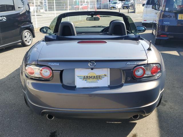 ロードスター ロードスター　オープンカー　ＥＴＣ　バックカメラ　ＡＴ　キーレスエントリー　アルミホイール　盗難防止システム　衝突安全ボディ　ＡＢＳ　ＵＳＢ　ミュージックプレイヤー接続可　Ｂｌｕｅｔｏｏｔｈ　エアコン（16枚目）