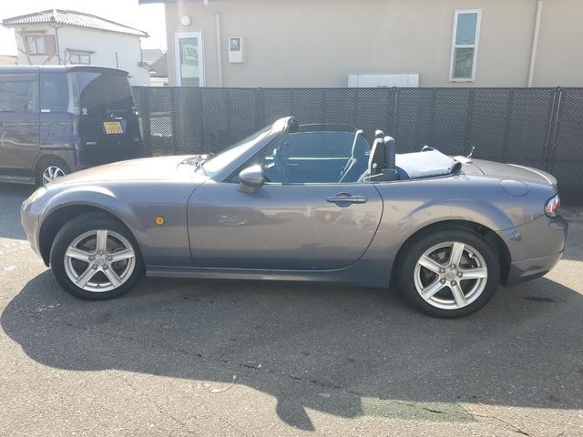 ロードスター ロードスター　オープンカー　ＥＴＣ　バックカメラ　ＡＴ　キーレスエントリー　アルミホイール　盗難防止システム　衝突安全ボディ　ＡＢＳ　ＵＳＢ　ミュージックプレイヤー接続可　Ｂｌｕｅｔｏｏｔｈ　エアコン（22枚目）