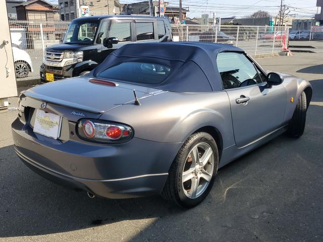 ロードスター ロードスター　オープンカー　ＥＴＣ　バックカメラ　ＡＴ　キーレスエントリー　アルミホイール　盗難防止システム　衝突安全ボディ　ＡＢＳ　ＵＳＢ　ミュージックプレイヤー接続可　Ｂｌｕｅｔｏｏｔｈ　エアコン（27枚目）