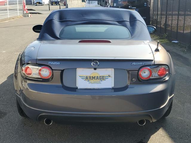 ロードスター ロードスター　オープンカー　ＥＴＣ　バックカメラ　ＡＴ　キーレスエントリー　アルミホイール　盗難防止システム　衝突安全ボディ　ＡＢＳ　ＵＳＢ　ミュージックプレイヤー接続可　Ｂｌｕｅｔｏｏｔｈ　エアコン（28枚目）