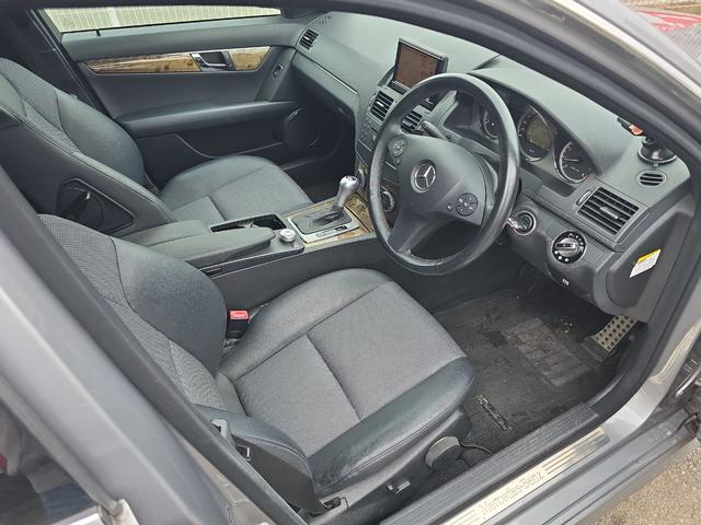 Ｃクラスステーションワゴン Ｃ２００コンプレッサＷアバンＧスポーツＬＴＤ　ドライブレコーダー　ＥＴＣ　バックカメラ　ナビ　オートクルーズコントロール　アルミホイール　ＨＩＤ　サンルーフ　パワーシート　ハーフレザーシート　キーレスエントリー　電動格納ミラー　ＡＴ（36枚目）