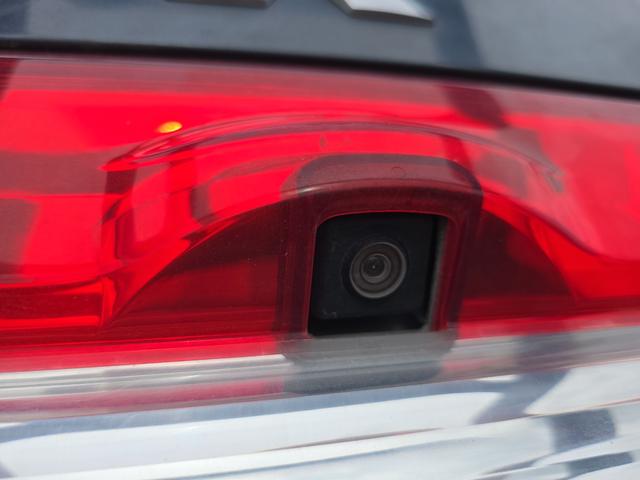 デリカＤ：５ Ｇ　プレミアム　４ＷＤ　ＥＴＣ　全周囲カメラ　ナビ　ＴＶ　オートクルーズコントロール　両側スライド・片側電動　オートライト　ＨＩＤ　電動リアゲート　スマートキー　電動格納ミラー　後席モニター　３列シート　フルフラット（25枚目）