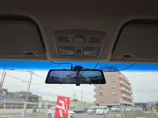 デリカＤ：５ Ｇ　プレミアム　４ＷＤ　ＥＴＣ　全周囲カメラ　ナビ　ＴＶ　オートクルーズコントロール　両側スライド・片側電動　オートライト　ＨＩＤ　電動リアゲート　スマートキー　電動格納ミラー　後席モニター　３列シート　フルフラット（36枚目）