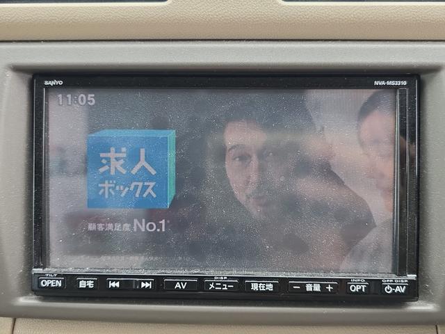 アルト Ｇ　ナビ　ＴＶ　キーレスエントリー　電動格納ミラー　ＡＴ　盗難防止システム　ＣＤ　ＵＳＢ　衝突安全ボディ　エアコン　パワーステアリング　パワーウィンドウ（5枚目）