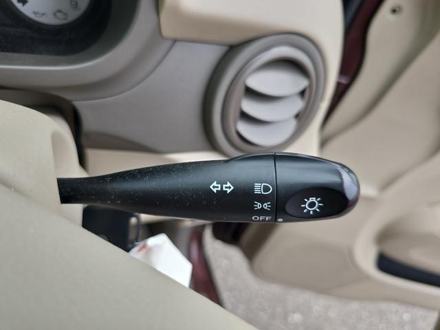 アルト Ｇ　ナビ　ＴＶ　キーレスエントリー　電動格納ミラー　ＡＴ　盗難防止システム　ＣＤ　ＵＳＢ　衝突安全ボディ　エアコン　パワーステアリング　パワーウィンドウ（33枚目）