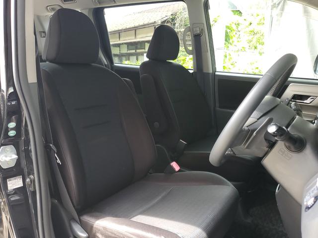 ヴォクシー ＺＳ　煌ＩＩ　ＥＴＣ　バックカメラ　両側電動スライドドア　オートライト　ＨＩＤ　スマートキー　電動格納ミラー　３列シート　ウォークスルー　ＣＶＴ　アルミホイール　ミュージックプレイヤー接続可　盗難防止システム（37枚目）