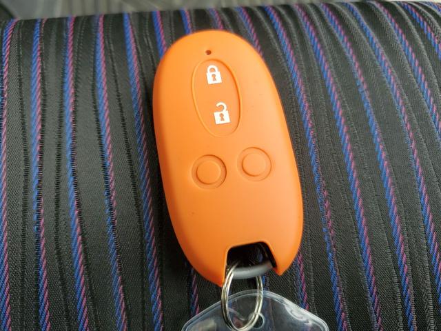 ソリオバンディット ベースグレード　ＥＴＣ　ナビ　ＴＶ　両側電動スライドドア　オートライト　ＨＩＤ　スマートキー　電動格納ミラー　ＣＶＴ　アルミホイール　ＣＤ　ＵＳＢ　Ｂｌｕｅｔｏｏｔｈ　盗難防止システム　衝突安全ボディ　ＡＢＳ（48枚目）