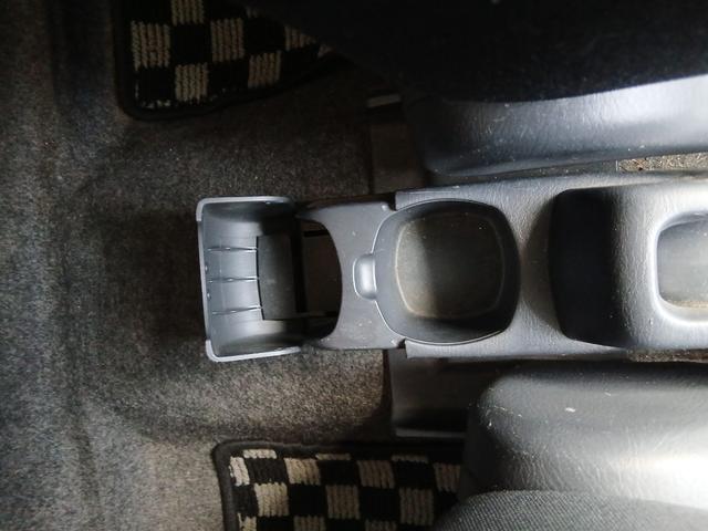 アルトラパン ＳＳ　４ＷＤ　キーレスエントリー　シートヒーター　ＭＴ　ＡＢＳ　Ｂｌｕｅｔｏｏｔｈ　アルミホイール　衝突安全ボディ（42枚目）