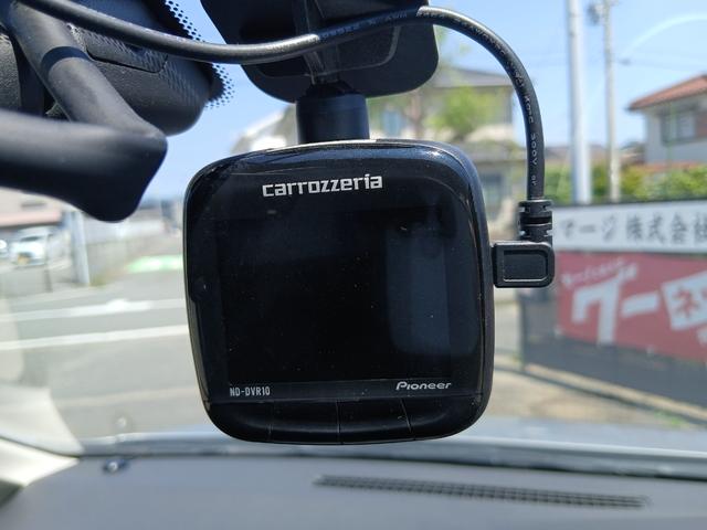 セレナ ハイウェイスター　Ｓ－ハイブリッド　ドライブレコーダー　ＥＴＣ　バックカメラ　ナビ　ＴＶ　オートクルーズコントロール　両側スライド・片側電動　オートライト　スマートキー　アイドリングストップ　電動格納ミラー　３列シート　ＣＶＴ（6枚目）