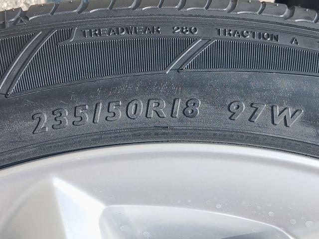 ＬＳ ＬＳ６００ｈＬ　４ＷＤ　ＥＴＣ　クリアランスソナー　オートクルーズコントロール　バックカメラ　ナビ　ＴＶ　アルミホイール　オートライト　ＬＥＤヘッドランプ　サンルーフ　ＣＶＴ　シートエアコン　スマートキー（25枚目）