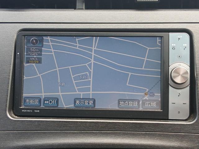 プリウス Ｓ　ＥＴＣ　バックカメラ　ナビ　ＴＶ　アルミホイール　ＨＩＤ　ＣＶＴ　スマートキー　電動格納ミラー　盗難防止システム　ＵＳＢ　ミュージックプレイヤー接続可　Ｂｌｕｅｔｏｏｔｈ　衝突安全ボディ　ＡＢＳ（5枚目）