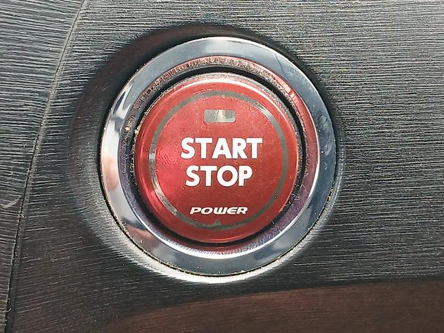 プリウス Ｓ　ＥＴＣ　バックカメラ　ナビ　ＴＶ　アルミホイール　ＨＩＤ　ＣＶＴ　スマートキー　電動格納ミラー　盗難防止システム　ＵＳＢ　ミュージックプレイヤー接続可　Ｂｌｕｅｔｏｏｔｈ　衝突安全ボディ　ＡＢＳ（8枚目）