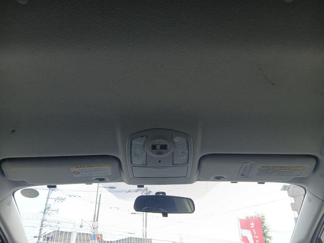 プリウス Ｓ　ＥＴＣ　バックカメラ　ナビ　ＴＶ　アルミホイール　ＨＩＤ　ＣＶＴ　スマートキー　電動格納ミラー　盗難防止システム　ＵＳＢ　ミュージックプレイヤー接続可　Ｂｌｕｅｔｏｏｔｈ　衝突安全ボディ　ＡＢＳ（31枚目）