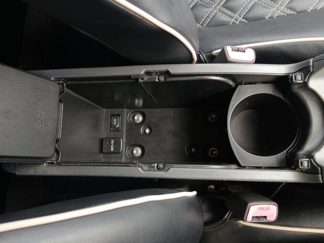 プリウス Ｓ　ＥＴＣ　バックカメラ　ナビ　ＴＶ　アルミホイール　ＨＩＤ　ＣＶＴ　スマートキー　電動格納ミラー　盗難防止システム　ＵＳＢ　ミュージックプレイヤー接続可　Ｂｌｕｅｔｏｏｔｈ　衝突安全ボディ　ＡＢＳ（45枚目）
