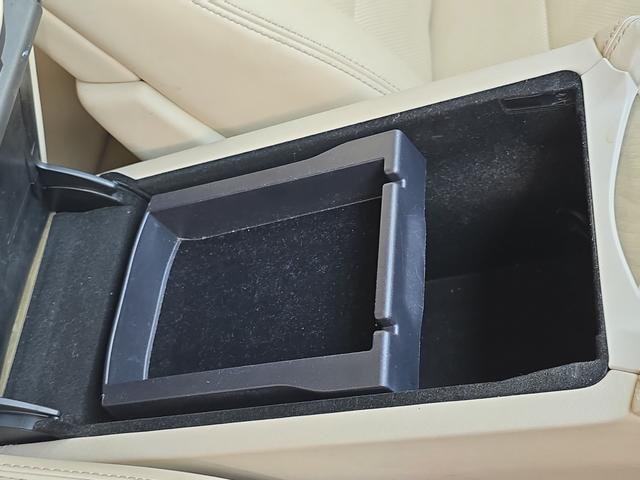 ＬＳ ＬＳ６００ｈ　バージョンＬ　４ＷＤ　ＥＴＣ　クリアランスソナー　オートクルーズコントロール　バックカメラ　ナビ　ＴＶ　アルミホイール　オートマチックハイビーム　オートライト　ＣＶＴ　シートヒーター　シートエアコン　スマートキー（47枚目）