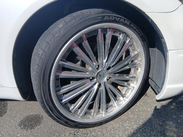 ＬＳ ＬＳ６００ｈ　Ｉパッケージ　４ＷＤ　ドライブレコーダー　ＥＴＣ　オートクルーズコントロール　バックカメラ　ナビ　ＴＶ　ローダウン　アルミホイール　オートライト　ＬＥＤヘッドランプ　ＣＶＴ　シートヒーター　シートエアコン（32枚目）
