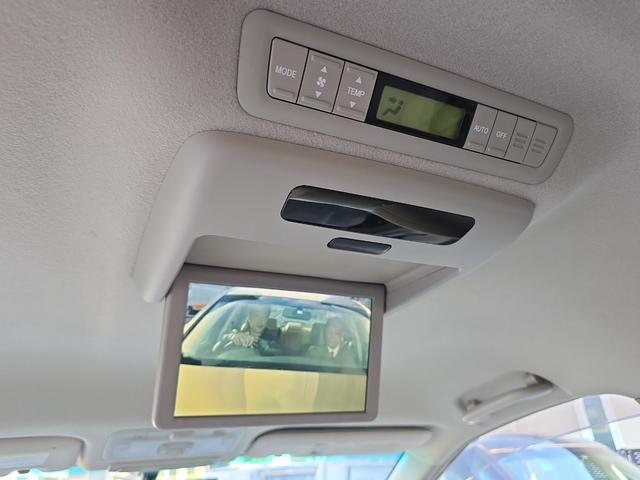エスティマハイブリッド Ｇ　４ＷＤ　ＥＴＣ　全周囲カメラ　ナビ　ＴＶ　オートクルーズコントロール　パークアシスト　両側電動スライドドア　オートライト　ＨＩＤ　スマートキー　電動格納ミラー　シートヒーター　後席モニター　３列シート（36枚目）