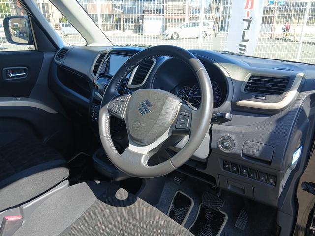 ソリオバンディット 　ＥＴＣ　バックカメラ　ナビ　ＴＶ　オートクルーズコントロール　衝突被害軽減システム　両側電動スライドドア　オートライト　スマートキー　アイドリングストップ　電動格納ミラー　シートヒーター　ＣＶＴ（22枚目）