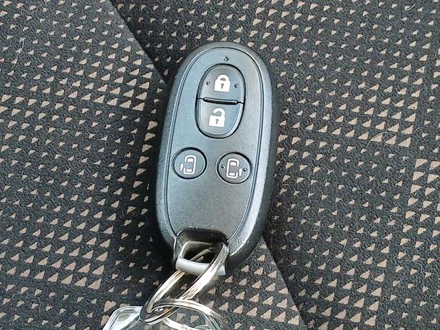 ソリオバンディット 　ＥＴＣ　バックカメラ　ナビ　ＴＶ　オートクルーズコントロール　衝突被害軽減システム　両側電動スライドドア　オートライト　スマートキー　アイドリングストップ　電動格納ミラー　シートヒーター　ＣＶＴ（23枚目）