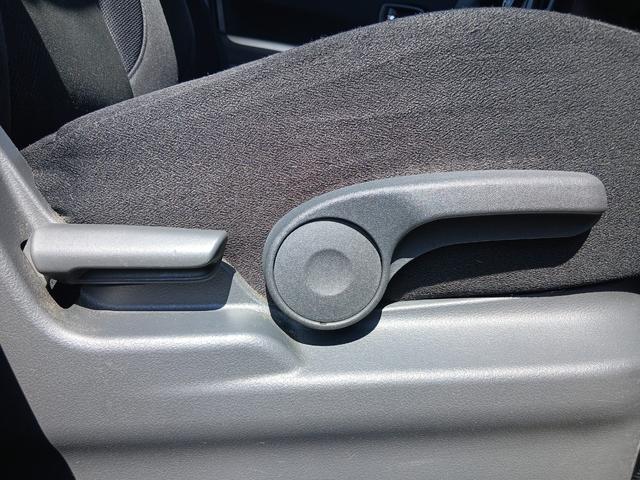 ソリオバンディット 　ＥＴＣ　バックカメラ　ナビ　ＴＶ　オートクルーズコントロール　衝突被害軽減システム　両側電動スライドドア　オートライト　スマートキー　アイドリングストップ　電動格納ミラー　シートヒーター　ＣＶＴ（41枚目）