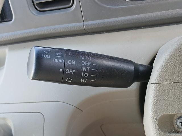 アトレーワゴン カスタムターボＲＳ　両側スライドドア　ナビ　ＴＶ　ＨＩＤ　キーレスエントリー　電動格納ミラー　ベンチシート　ターボ　ＡＴ　盗難防止システム　ＡＢＳ　ＣＤ　ＵＳＢ　ミュージックプレイヤー接続可　Ｂｌｕｅｔｏｏｔｈ（9枚目）