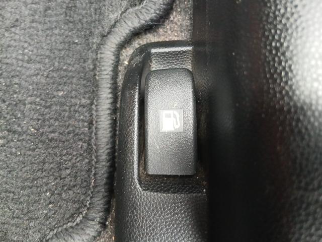 プレマシー 20S ETC 両側電動スライドドア スマートキー アイドリングストップ 電動格納ミラー 3列シート ウォークスルー AT アルミホイール CD Bluetooth 盗難防止システム 衝突安全ボディ ABS(49枚目)