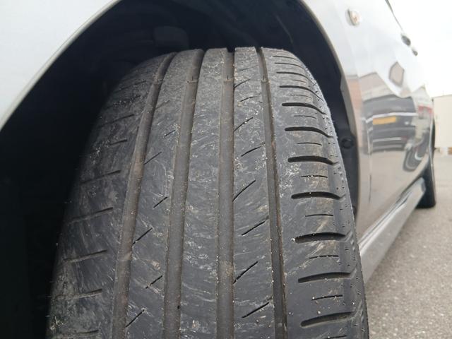 プレマシー 20S ETC 両側電動スライドドア スマートキー アイドリングストップ 電動格納ミラー 3列シート ウォークスルー AT アルミホイール CD Bluetooth 盗難防止システム 衝突安全ボディ ABS(56枚目)