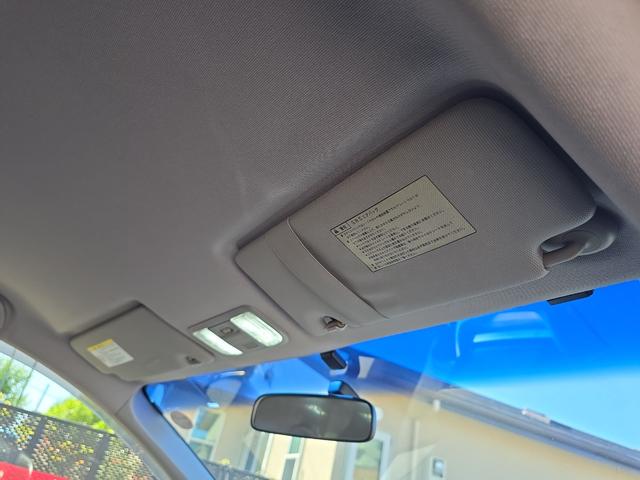 オデッセイ アブソルート　ＥＴＣ　バックカメラ　ナビ　ＴＶ　オートクルーズコントロール　アルミホイール　ＨＩＤ　キーレスエントリー　電動格納ミラー　３列シート　ＡＴ　盗難防止システム　衝突安全ボディ　ＡＢＳ　ＥＳＣ　ＣＤ（57枚目）