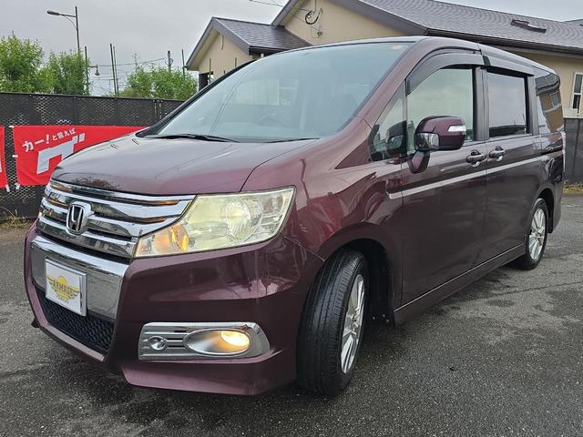 ステップワゴンスパーダ Ｓ　ＥＴＣ　バックカメラ　ナビ　ＴＶ　両側スライド・片側電動　ＨＩＤ　スマートキー　電動格納ミラー　３列シート　ウォークスルー　ＣＶＴ　アルミホイール　ＣＤ　盗難防止システム　衝突安全ボディ　ＡＢＳ（13枚目）