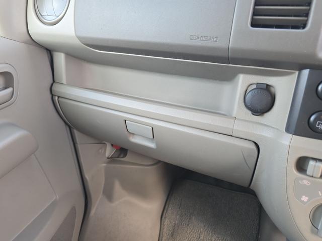 エブリイワゴン 　車いす移動車　後部電動固定　リヤシート無　補助シート＆車いす乗員用手すり付　福祉車輌　両側スライドドア　キーレスエントリー　ＡＴ　エアコン　パワーステアリング　パワーウィンドウ（53枚目）