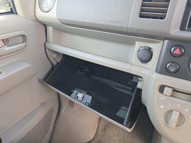 エブリイワゴン 　車いす移動車　後部電動固定　リヤシート無　補助シート＆車いす乗員用手すり付　福祉車輌　両側スライドドア　キーレスエントリー　ＡＴ　エアコン　パワーステアリング　パワーウィンドウ（54枚目）