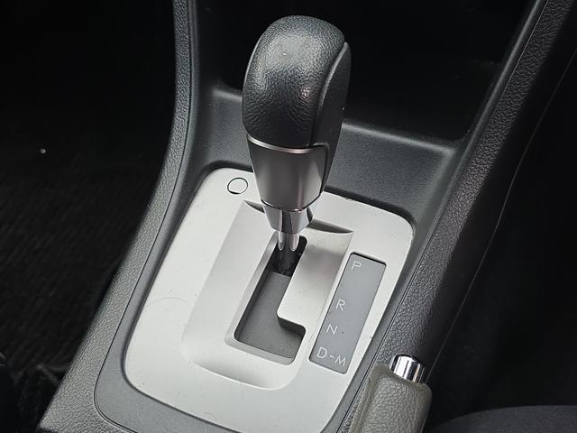 インプレッサスポーツ ２．０ｉアイサイト　４ＷＤ　ＥＴＣ　バックカメラ　ナビ　ＴＶ　オートクルーズコントロール　レーンアシスト　衝突被害軽減システム　アルミホイール　オートライト　キーレスエントリー　アイドリングストップ　電動格納ミラー（8枚目）