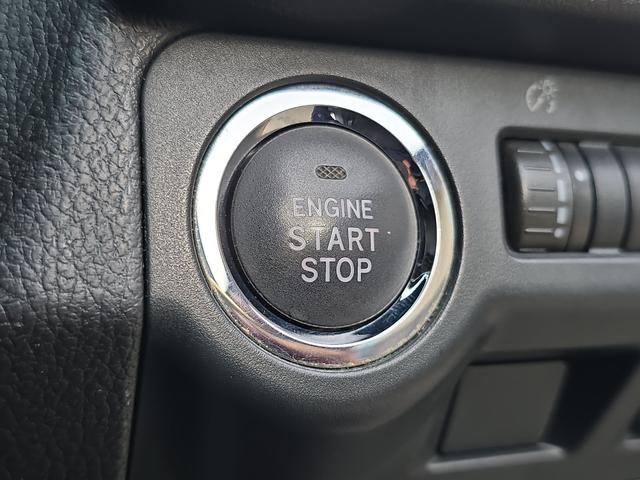 インプレッサスポーツ ２．０ｉアイサイト　４ＷＤ　ＥＴＣ　バックカメラ　ナビ　ＴＶ　オートクルーズコントロール　レーンアシスト　衝突被害軽減システム　アルミホイール　オートライト　キーレスエントリー　アイドリングストップ　電動格納ミラー（11枚目）