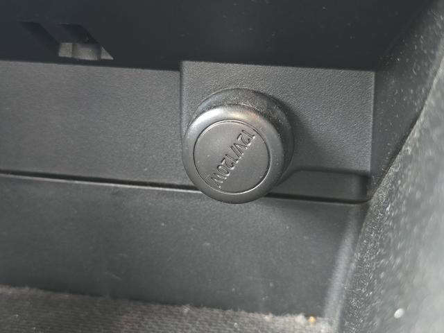 インプレッサスポーツ ２．０ｉアイサイト　４ＷＤ　ＥＴＣ　バックカメラ　ナビ　ＴＶ　オートクルーズコントロール　レーンアシスト　衝突被害軽減システム　アルミホイール　オートライト　キーレスエントリー　アイドリングストップ　電動格納ミラー（42枚目）