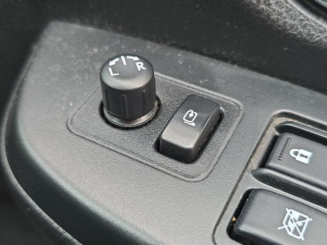 インプレッサスポーツ ２．０ｉアイサイト　４ＷＤ　ＥＴＣ　バックカメラ　ナビ　ＴＶ　オートクルーズコントロール　レーンアシスト　衝突被害軽減システム　アルミホイール　オートライト　キーレスエントリー　アイドリングストップ　電動格納ミラー（51枚目）