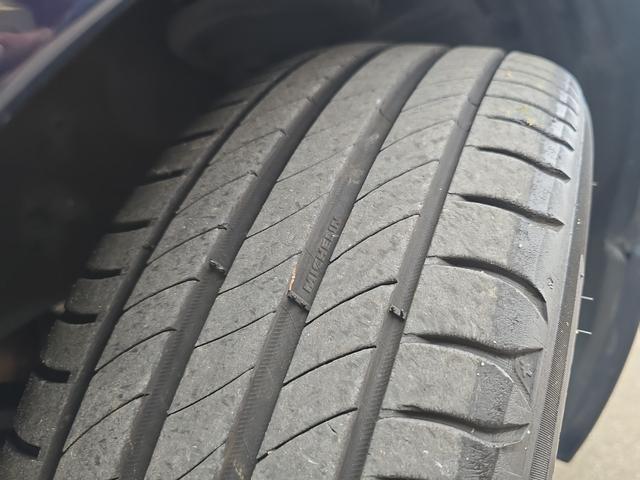 インプレッサスポーツ ２．０ｉアイサイト　４ＷＤ　ＥＴＣ　バックカメラ　ナビ　ＴＶ　オートクルーズコントロール　レーンアシスト　衝突被害軽減システム　アルミホイール　オートライト　キーレスエントリー　アイドリングストップ　電動格納ミラー（59枚目）