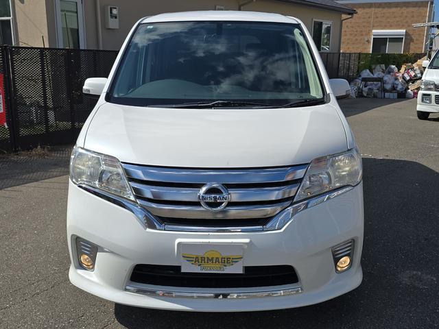 セレナ ハイウェイスター　Ｊパッケージ　ＥＴＣ　バックカメラ　ナビ　ＴＶ　オートクルーズコントロール　両側電動スライドドア　オートライト　ＨＩＤ　スマートキー　電動格納ミラー　３列シート　ＣＶＴ　アルミホイール　ＣＤ　ＤＶＤ再生（12枚目）